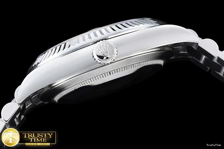 0331 Breathable RDD0218B – DayDate 40mm 689